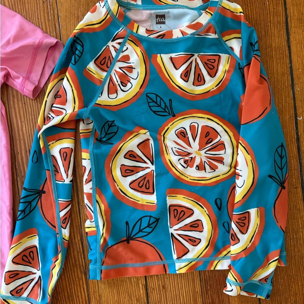 Tea Collection Kids Orange and Blue Citrus Rashguard